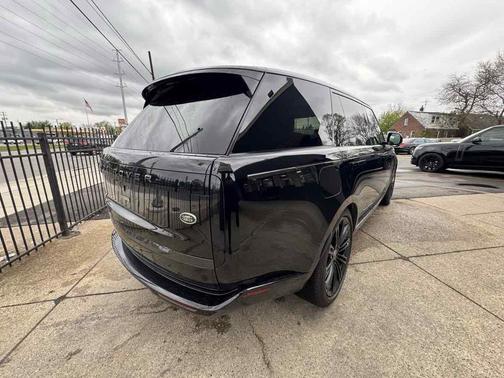 Santorini Black Metallic 2023 Land Rover Range Rover First Edition