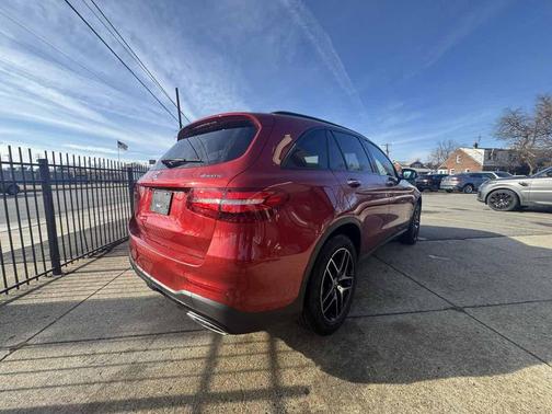 2019 Mercedes-Benz GLC 300 4MATIC