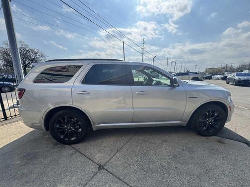 Triple Nickel 2024 Dodge Durango R/T Plus AWD