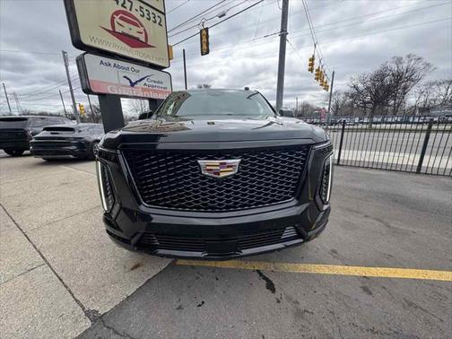 2025 Cadillac Escalade Sport