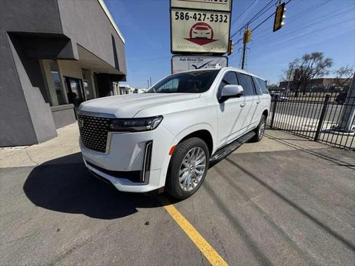 2023 Cadillac Escalade ESV Premium Luxury