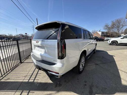 2023 Cadillac Escalade ESV Premium Luxury