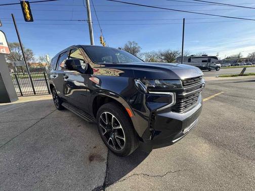 Dark Ash Metallic 2023 Chevrolet Tahoe 4WD RST