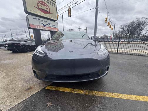 2021 Tesla Model Y Long Range Dual Motor All-Wheel Drive