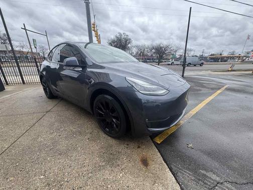 2021 Tesla Model Y Long Range Dual Motor All-Wheel Drive