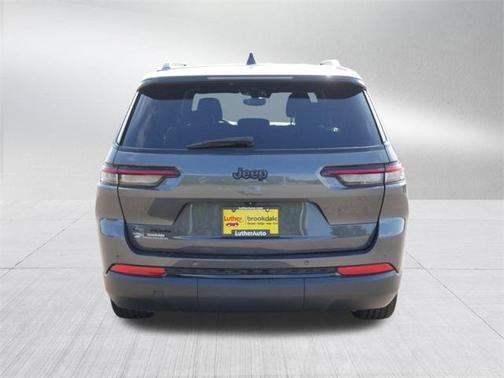 2022 Jeep Grand Cherokee L Laredo