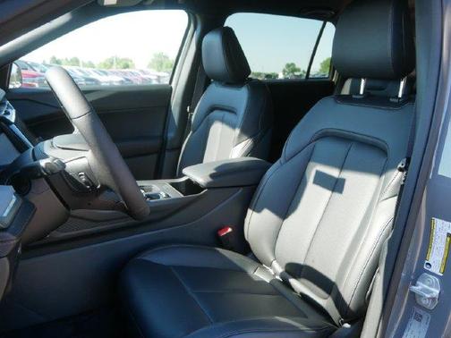 Sting Gray Clearcoat 2026 Jeep Cherokee LAREDO/LIMITED