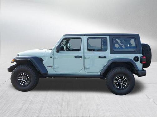 Earl Clearcoat 2024 Jeep Wrangler Sport