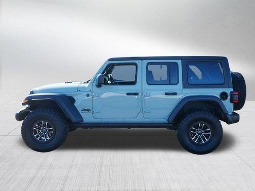 Earl Clearcoat 2024 Jeep Wrangler Sport