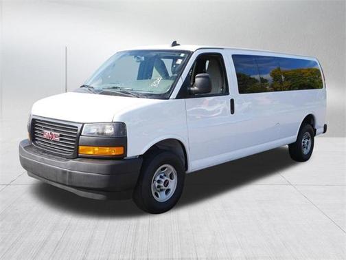 2023 GMC Savana 3500 LS