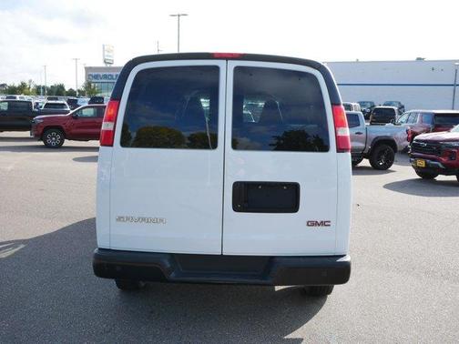 2023 GMC Savana 3500 LS