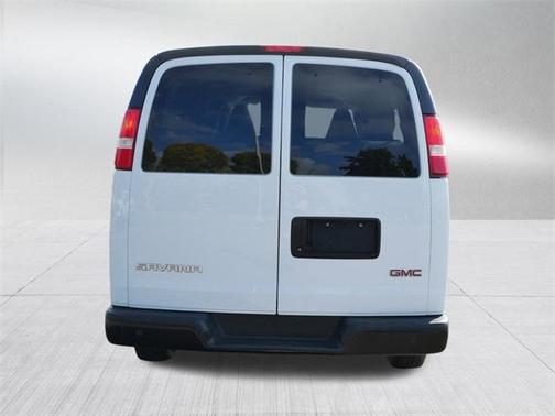 2023 GMC Savana 3500 LS