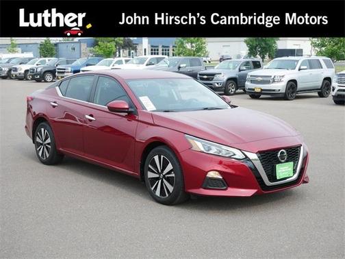 2022 Nissan Altima 2.5 SV