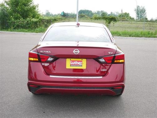 2022 Nissan Altima 2.5 SV