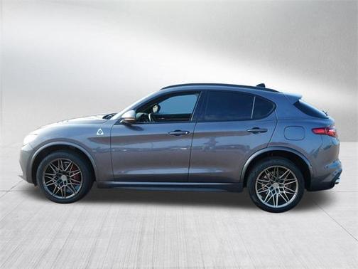 2019 Alfa Romeo Stelvio Quadrifoglio