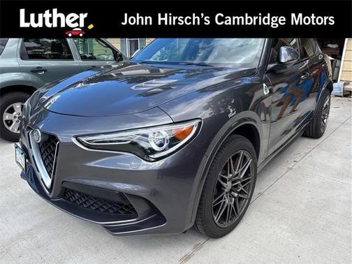 2019 Alfa Romeo Stelvio Quadrifoglio