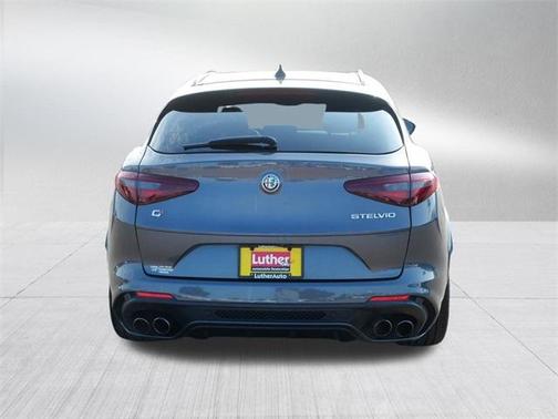 2019 Alfa Romeo Stelvio Quadrifoglio