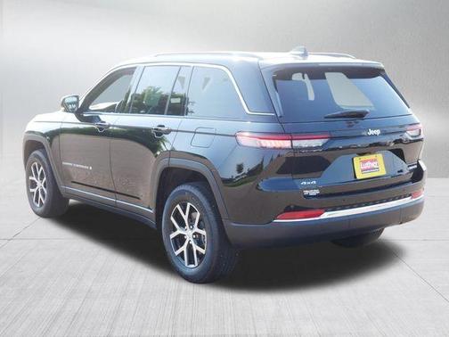 Diamond Black 2025 Jeep Grand Cherokee Limited