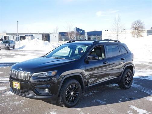 2022 Jeep Cherokee Latitude Lux