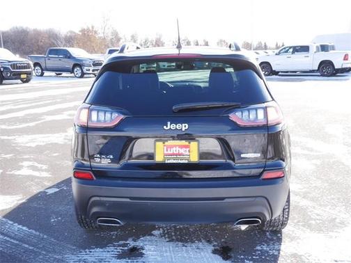 2022 Jeep Cherokee Latitude Lux