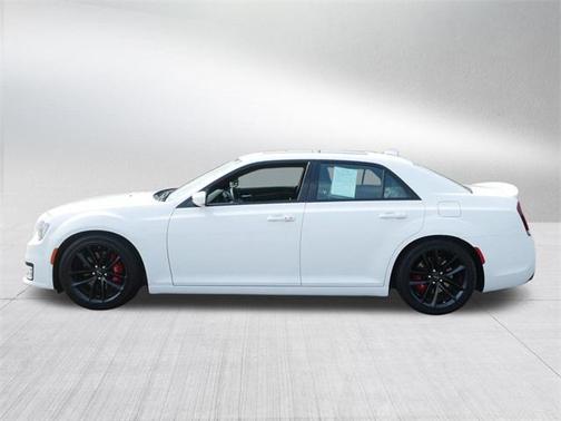 2023 Chrysler 300 300C