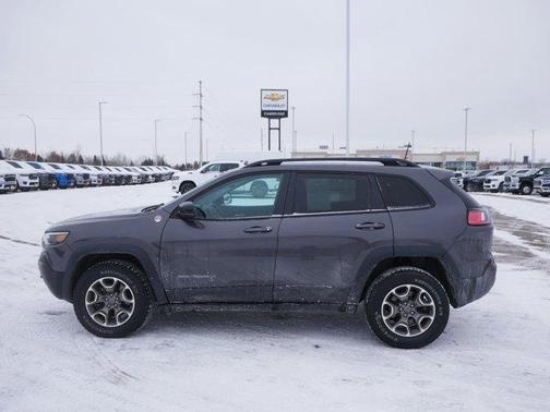 2022 Jeep Cherokee Trailhawk