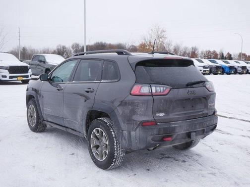 2022 Jeep Cherokee Trailhawk