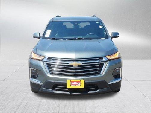 Silver Sage Metallic 2023 Chevrolet Traverse LT Leather