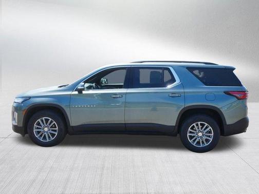 Silver Sage Metallic 2023 Chevrolet Traverse LT Leather