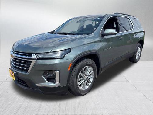 Silver Sage Metallic 2023 Chevrolet Traverse LT Leather