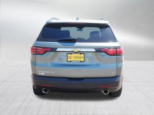 Silver Sage Metallic 2023 Chevrolet Traverse LT Leather