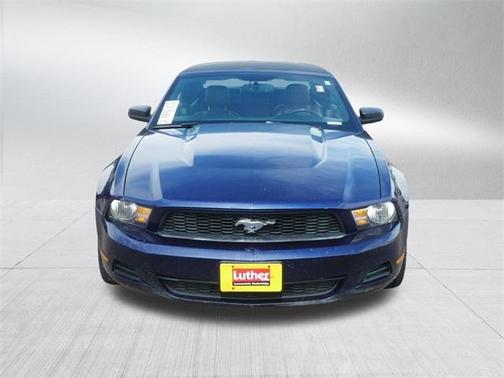 2010 Ford Mustang V6