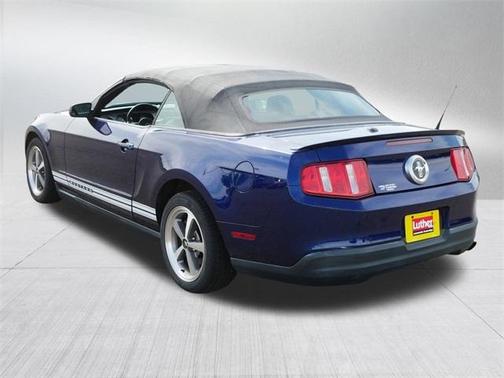 2010 Ford Mustang V6
