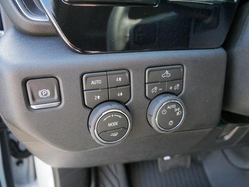 Summit White 2026 Chevrolet Silverado 1500 LT