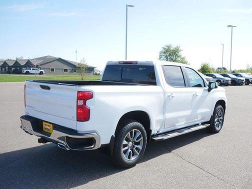Summit White 2026 Chevrolet Silverado 1500 LT