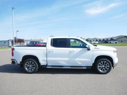 Summit White 2026 Chevrolet Silverado 1500 LT