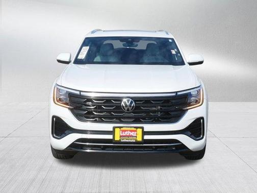 2024 Volkswagen Atlas Cross Sport 2.0T SEL R-Line