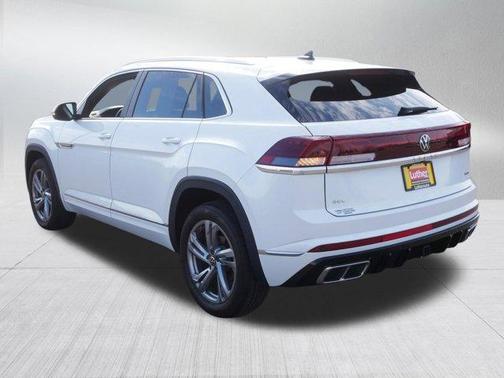 2024 Volkswagen Atlas Cross Sport 2.0T SEL R-Line