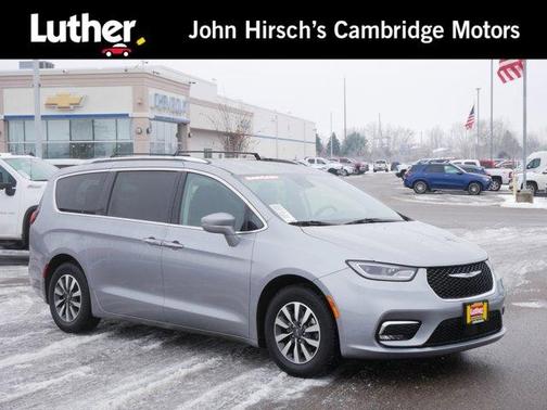 2021 Chrysler Pacifica Touring-L