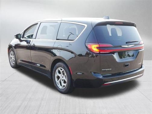 2024 Chrysler Pacifica Limited