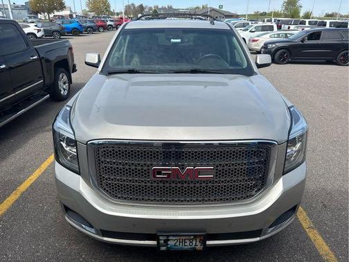 Champagne Silver 2015 GMC Yukon SLT