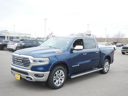 Patriot Blue Pearlcoat 2022 RAM 1500 Longhorn