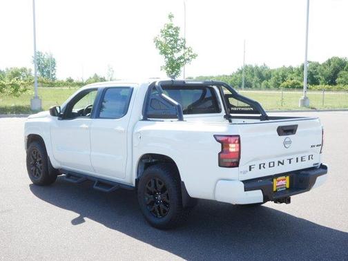 Glacier White 2023 Nissan Frontier SV