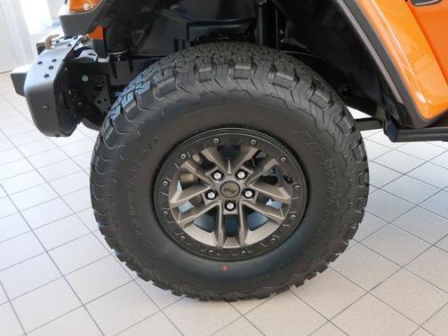 2025 Jeep Wrangler Rubicon 392