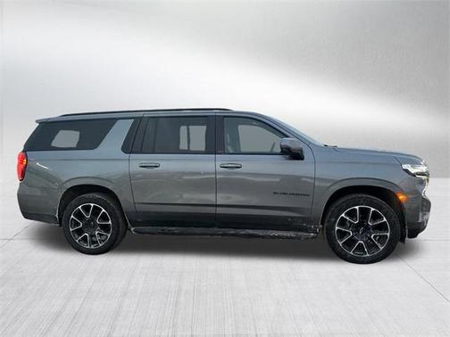 2022 Chevrolet Suburban RST