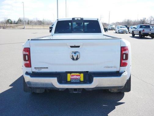 Bright White Clearcoat 2021 RAM 3500 Big Horn