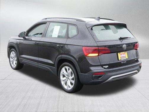 Deep Black Pearl Effect 2023 Volkswagen Taos 1.5T S