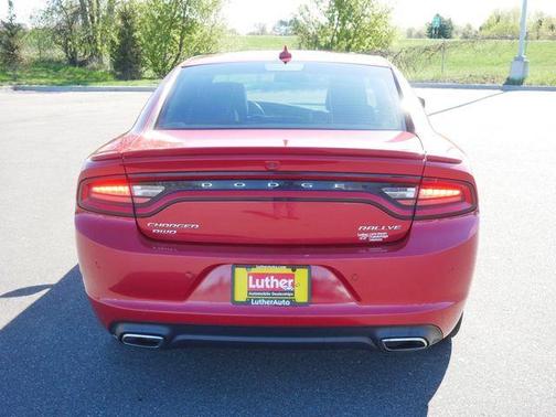 Redline Red Tricoat Pearl 2015 Dodge Charger SXT