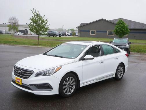 Quartz White Pearl 2017 Hyundai SONATA Limited