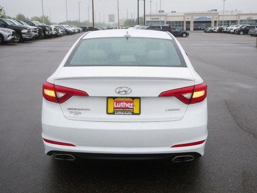 Quartz White Pearl 2017 Hyundai SONATA Limited